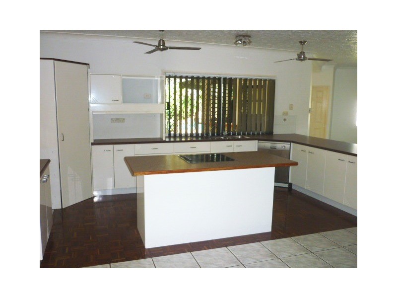 Wulguru QLD 4811