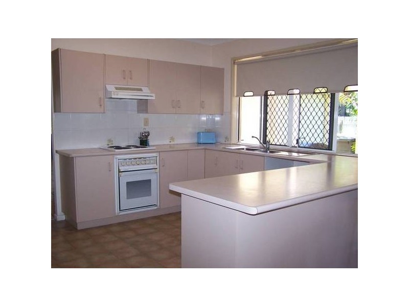 43 Warland St, Kirwan QLD 4817