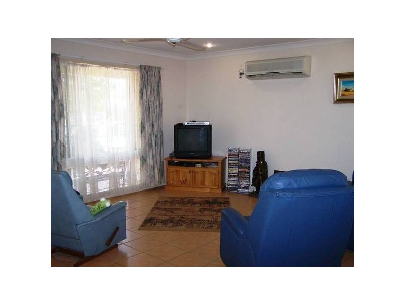 43 Warland St, Kirwan QLD 4817