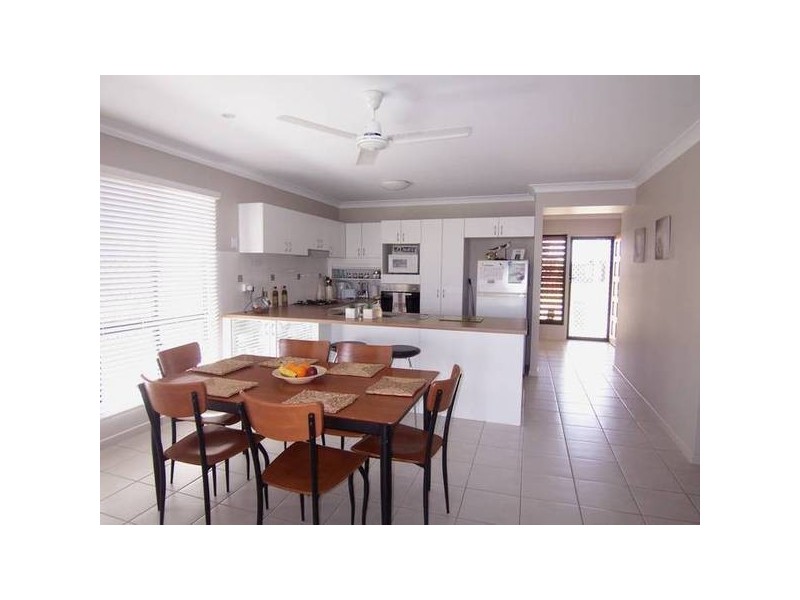 7 Laurie Motti Parade, Kirwan QLD 4817