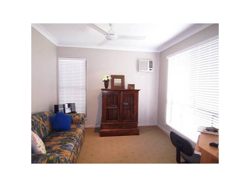 7 Laurie Motti Parade, Kirwan QLD 4817