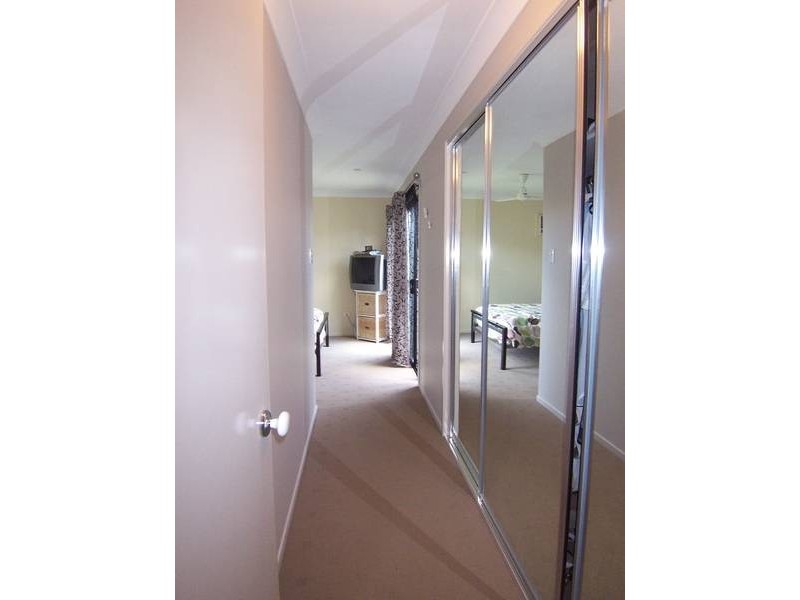 7 Laurie Motti Parade, Kirwan QLD 4817