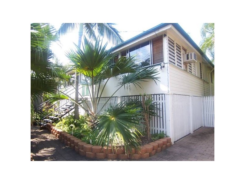 67 Ackers Street, Hermit Park QLD 4812