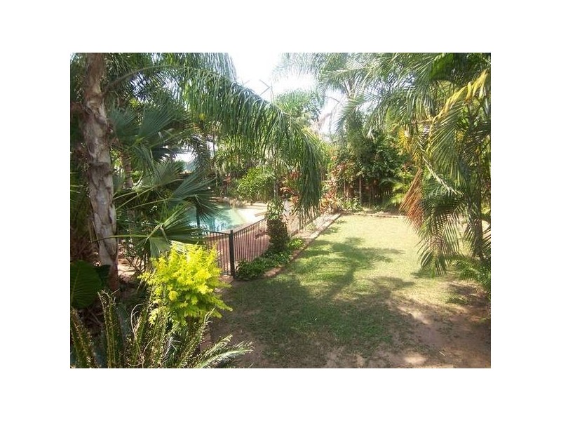 67 Ackers Street, Hermit Park QLD 4812