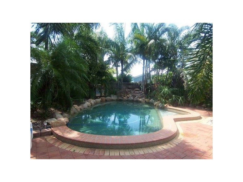 67 Ackers Street, Hermit Park QLD 4812