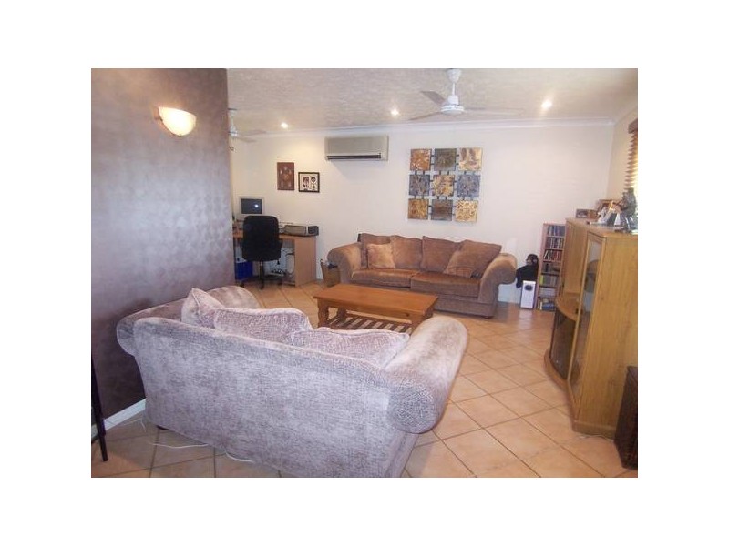 63 Wheeler Circuit, Kirwan QLD 4817