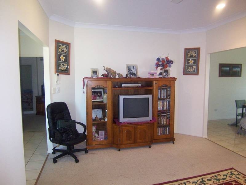 36 Chiquita Ave, Rasmussen QLD 4815