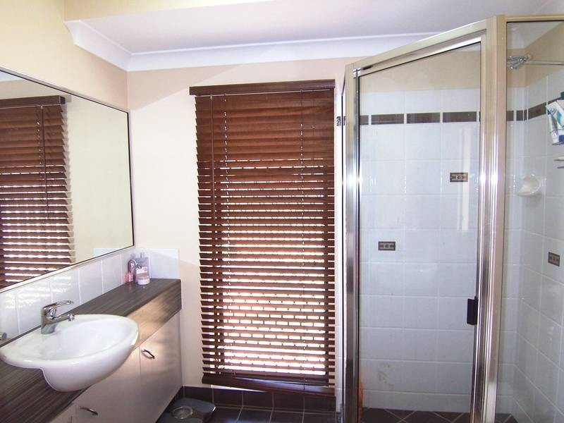 16 Bronco Court, Kelso QLD 4815