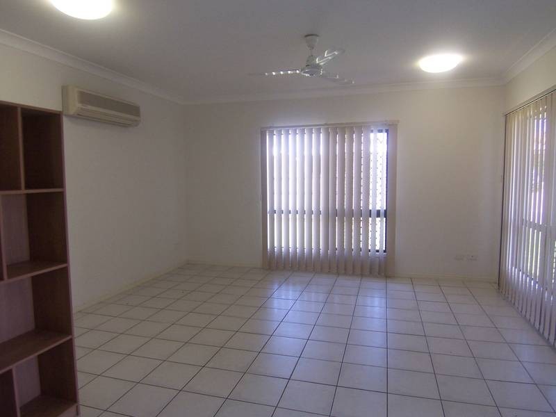 20 Cockatoo Circuit, Douglas QLD 4814