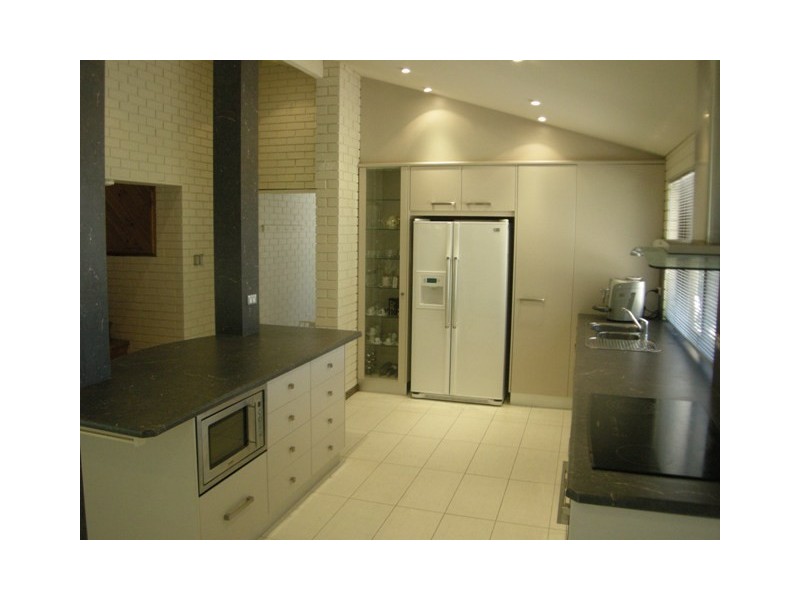 83 Charlick Road, Crafers West SA 5152