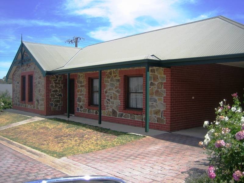 1/8 Hawthorn Road, Mount Barker SA 5251