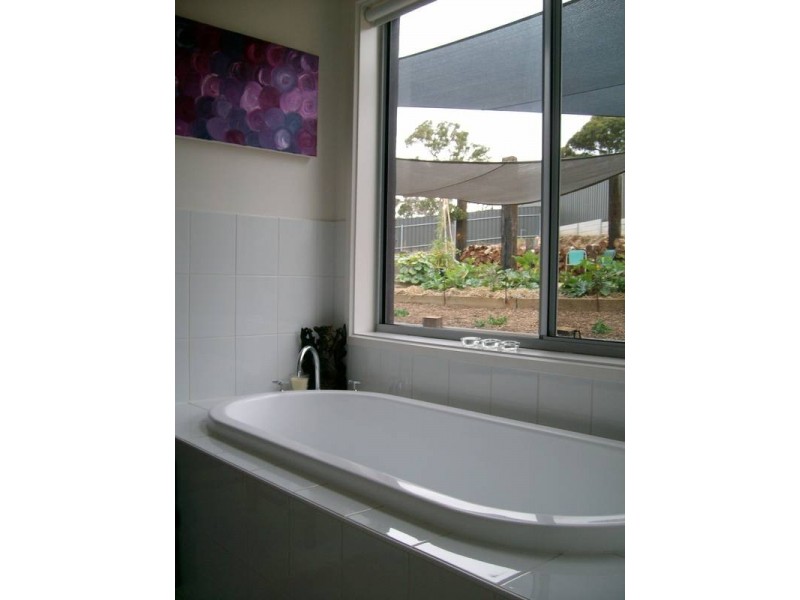 19 Yaktanga Way, Mount Barker SA 5251