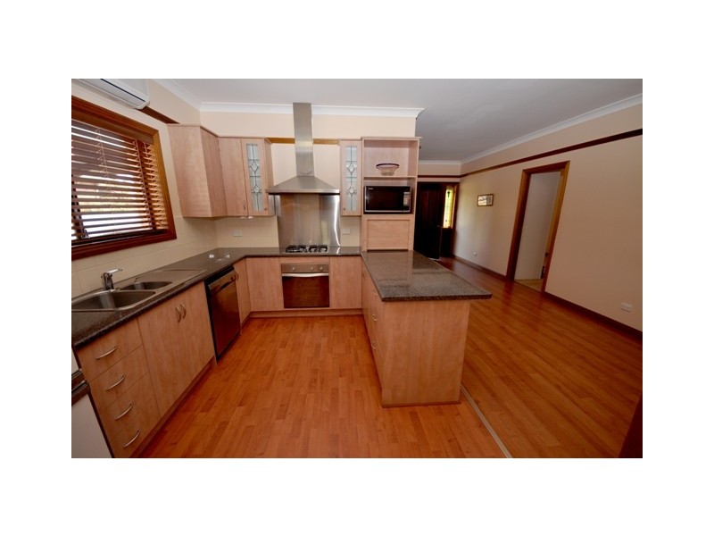 1/10 Bernhardt Court, Mount Barker SA 5251