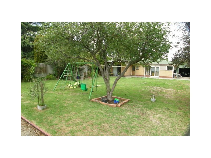 29 Cameron Road, Mount Barker SA 5251