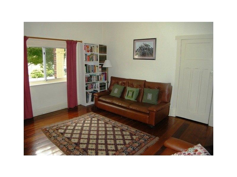 8 Wellington Road, Mount Barker SA 5251
