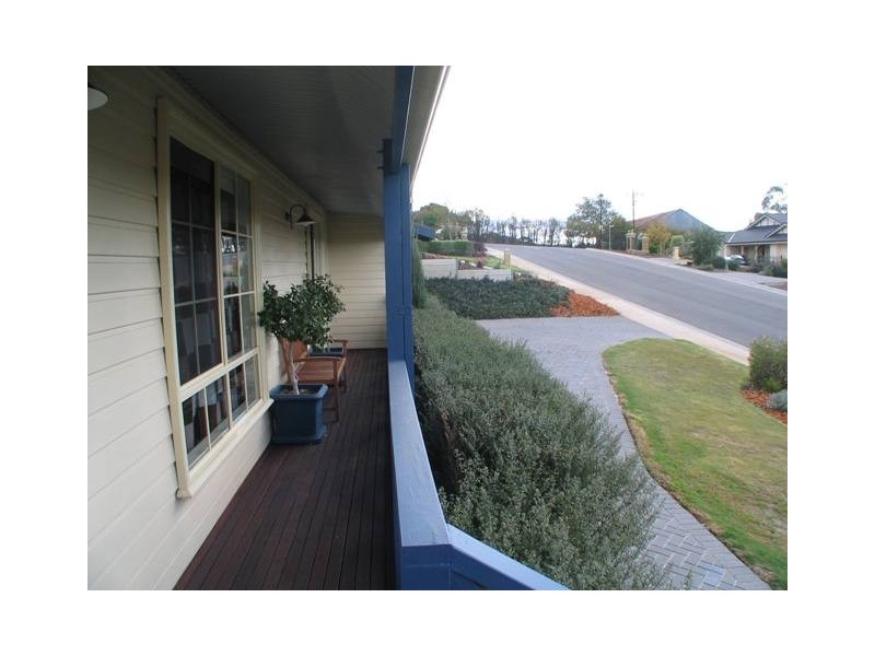 6 Silverwood Drive, Mount Barker SA 5251