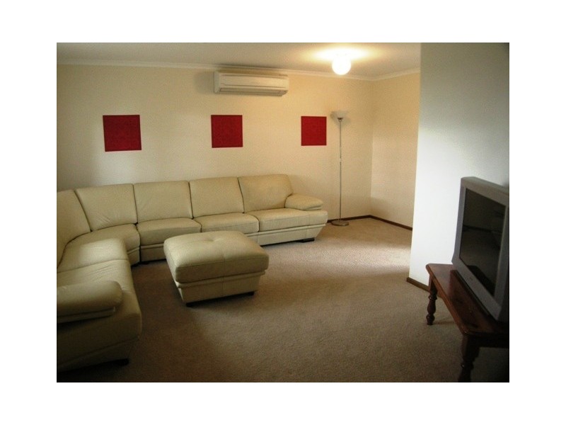 81 Hurling Drive, Mount Barker SA 5251