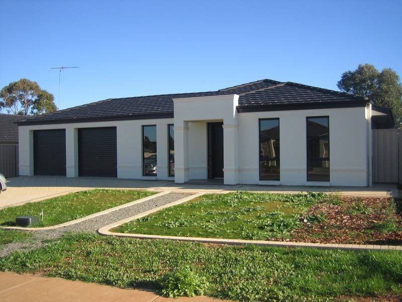 12 Bateman Street, Strathalbyn SA 5255