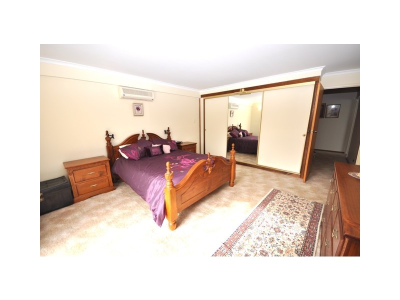 8 Knott Street, Mount Barker SA 5251