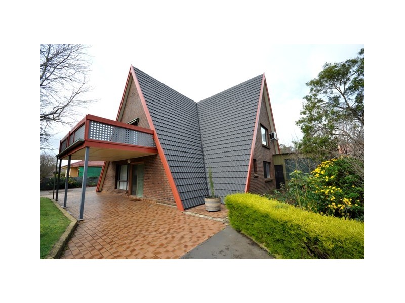 8 Knott Street, Mount Barker SA 5251