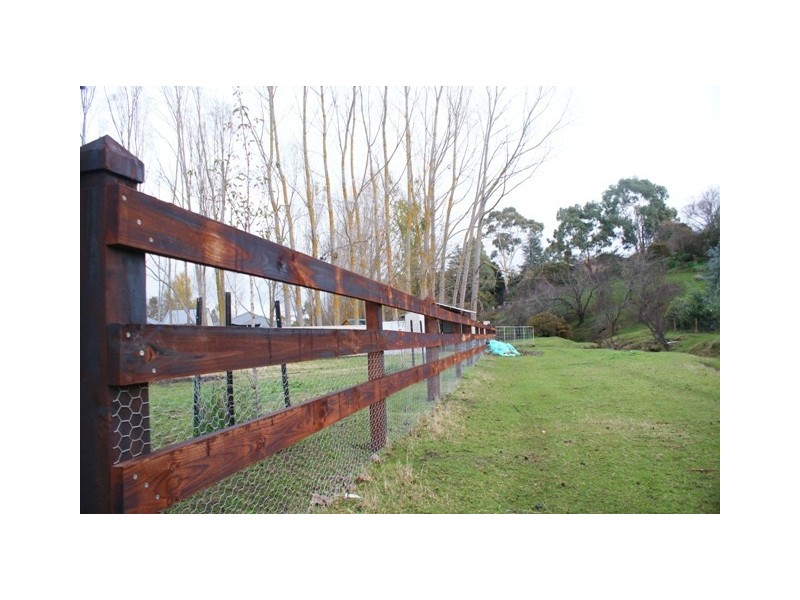17 Pioneer Avenue, Lobethal SA 5241