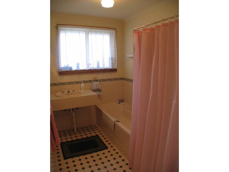 2/11 Marston Court, Mount Barker SA 5251