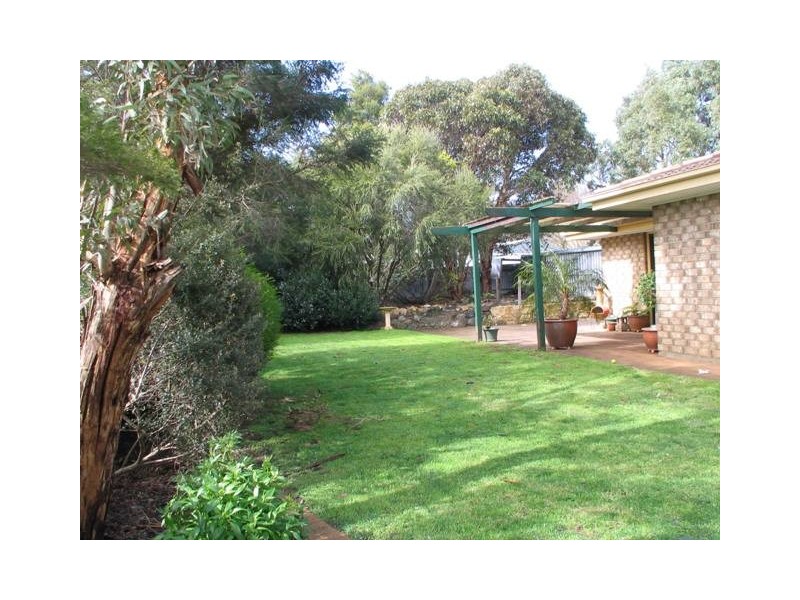 34 Lewis Avenue, Mount Barker SA 5251