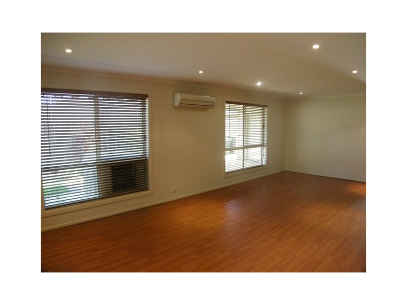 19 Melville Street, Mount Barker SA 5251