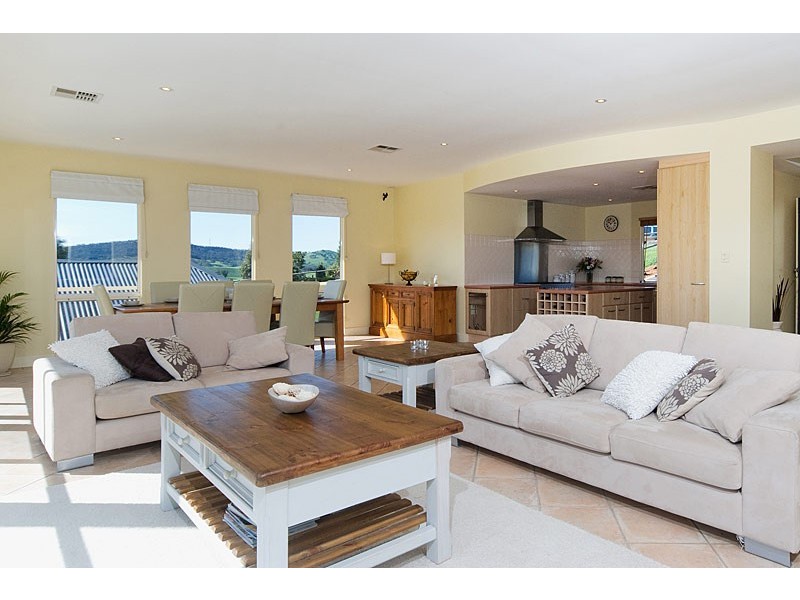 7 Schaefer Court, Mount Barker SA 5251