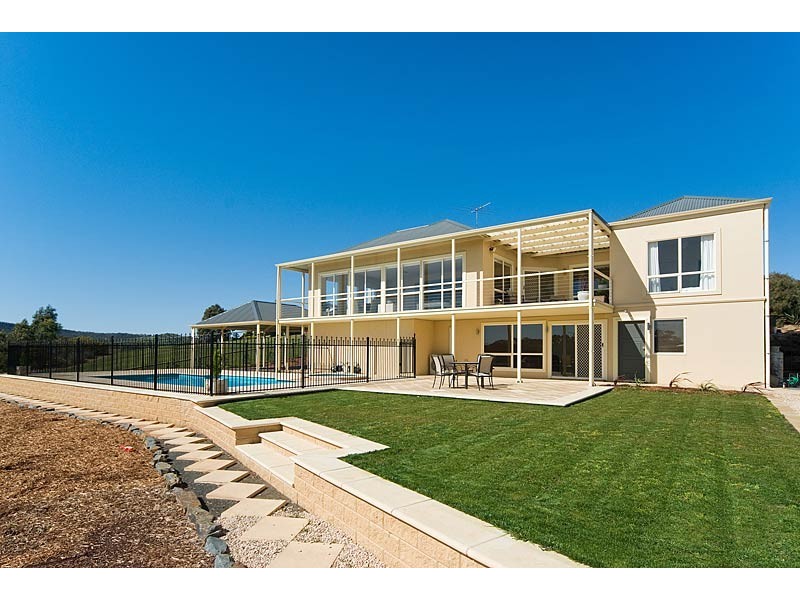 7 Schaefer Court, Mount Barker SA 5251