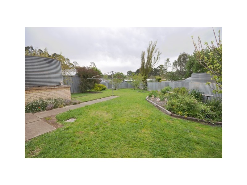 6 Dumas Street, Mount Barker SA 5251