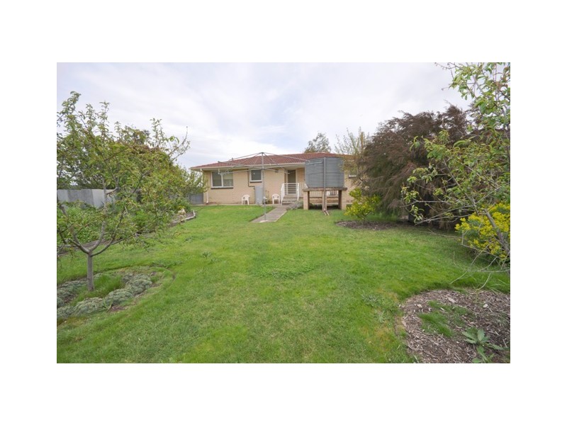 6 Dumas Street, Mount Barker SA 5251