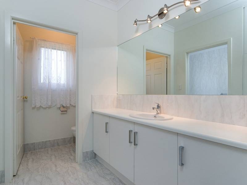 19 Waterford Avenue, Mount Barker SA 5251