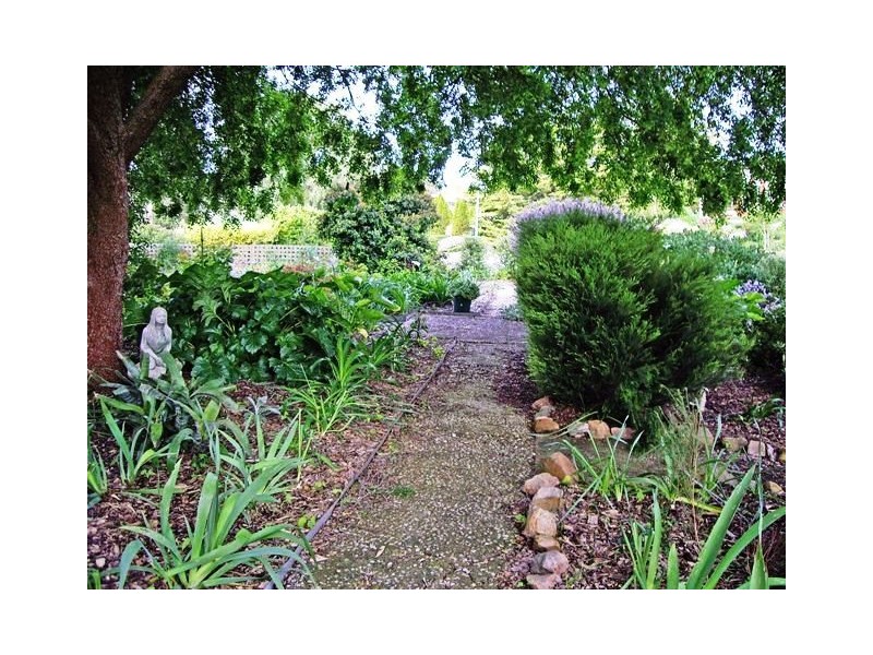 65 Grevillea Way, Woodside SA 5244