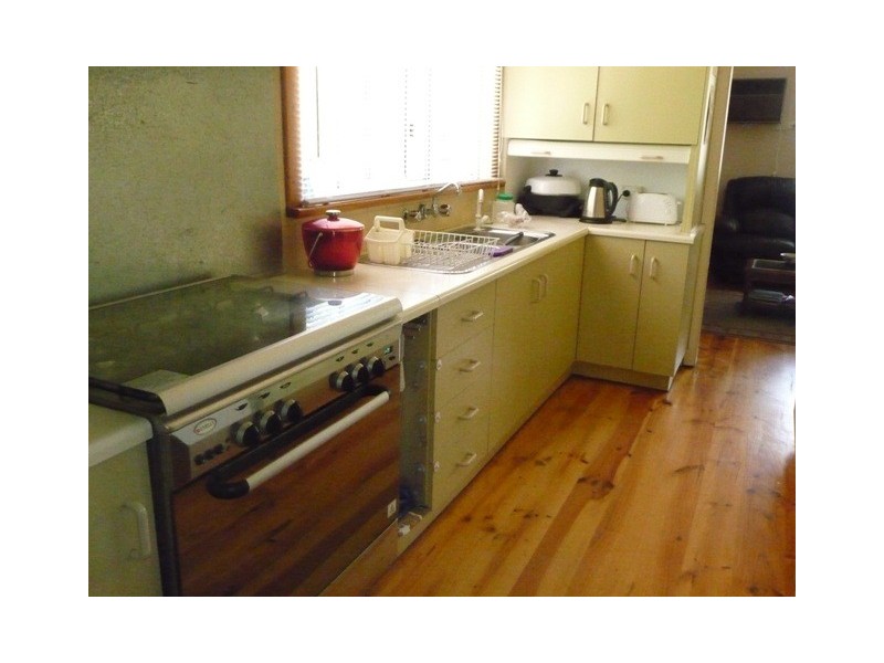 16 Stephenson Street, Mount Barker SA 5251