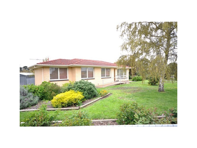 6 Dumas Street, Mount Barker SA 5251