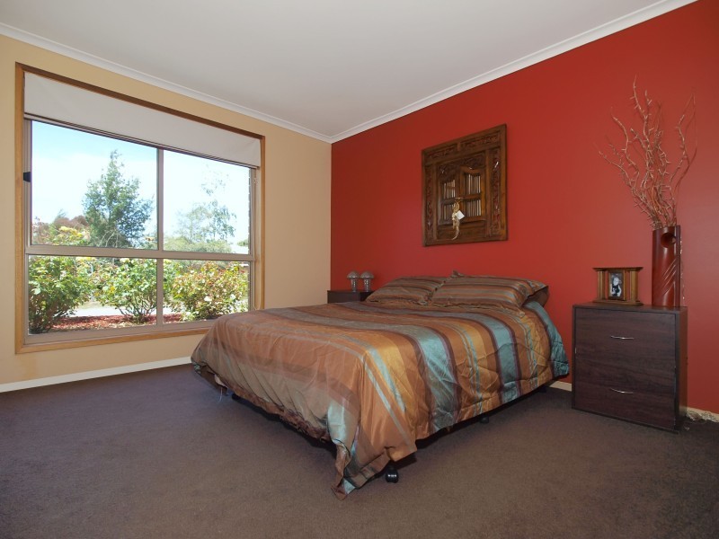 66 Grevillea Way, Woodside SA 5244