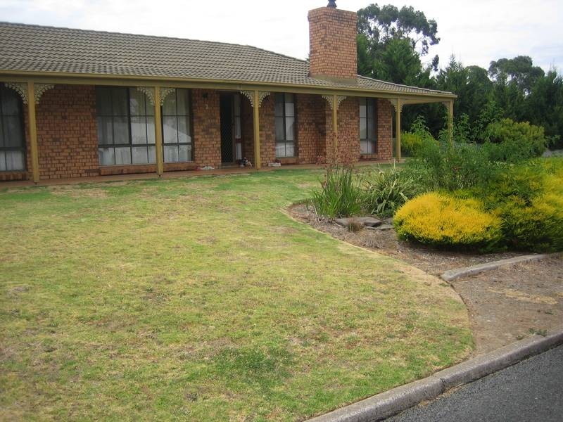 13 Uplands Street, Mount Barker SA 5251