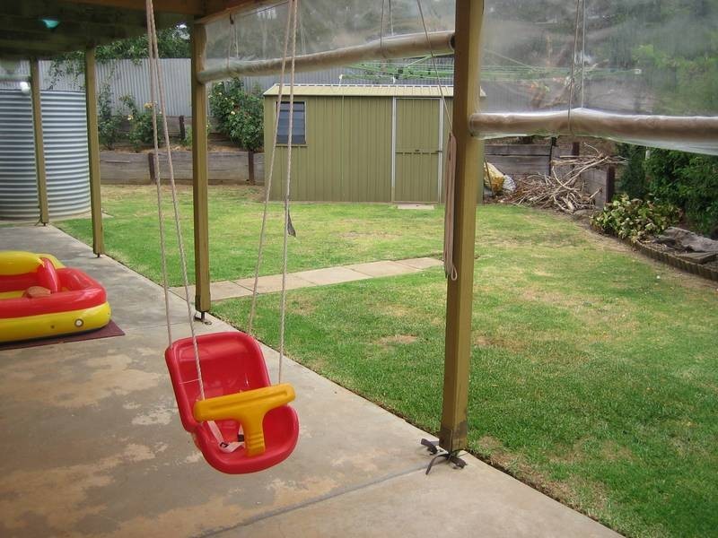 13 Uplands Street, Mount Barker SA 5251