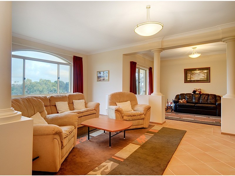 9 Wellow Crescent, Mount Barker SA 5251