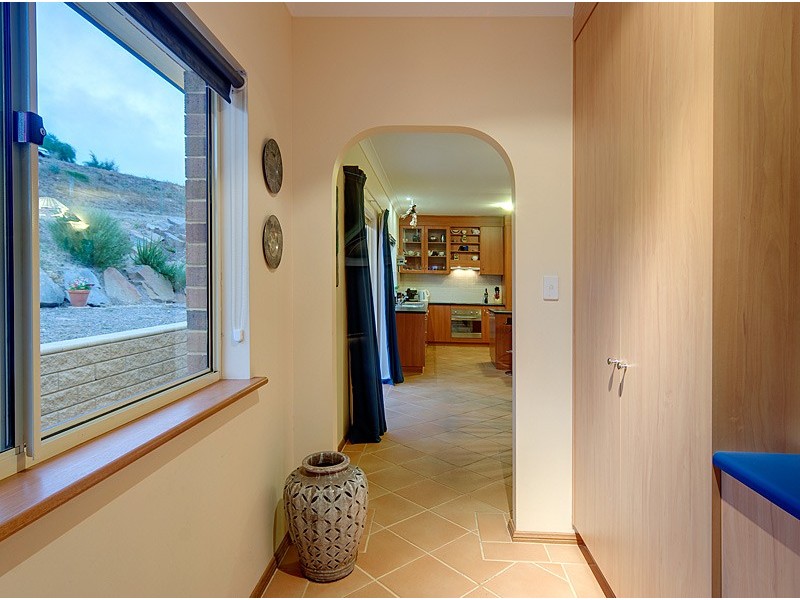 9 Wellow Crescent, Mount Barker SA 5251