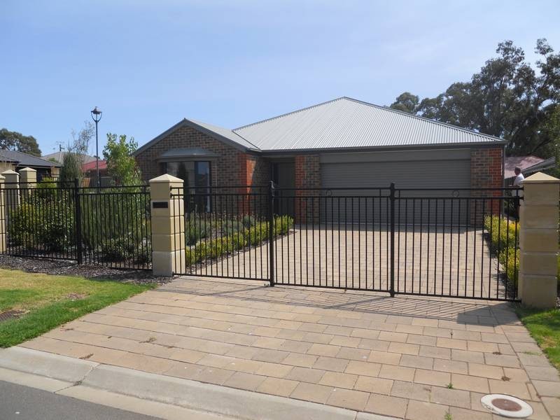 1 Barton Circuit, Mount Barker SA 5251