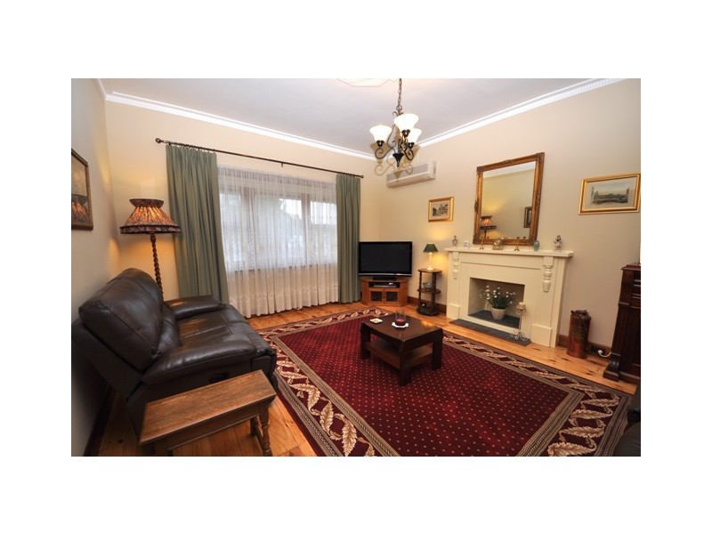 3 Pine Avenue, Hahndorf SA 5245
