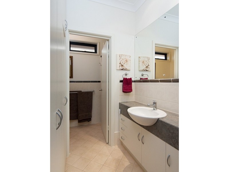 26 Scarborough Way, Mount Barker SA 5251