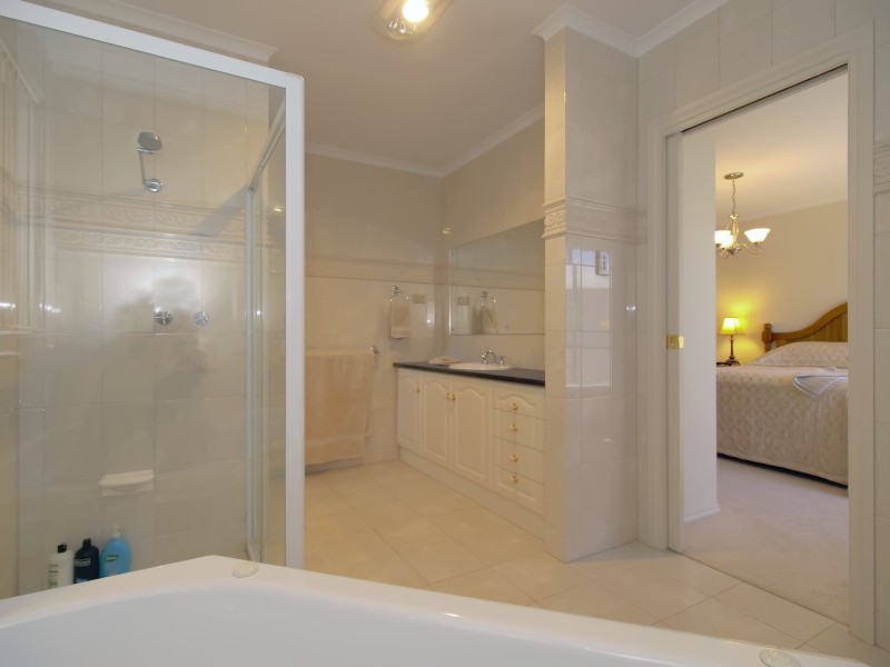 1 Turnbull Court, Woodside SA 5244