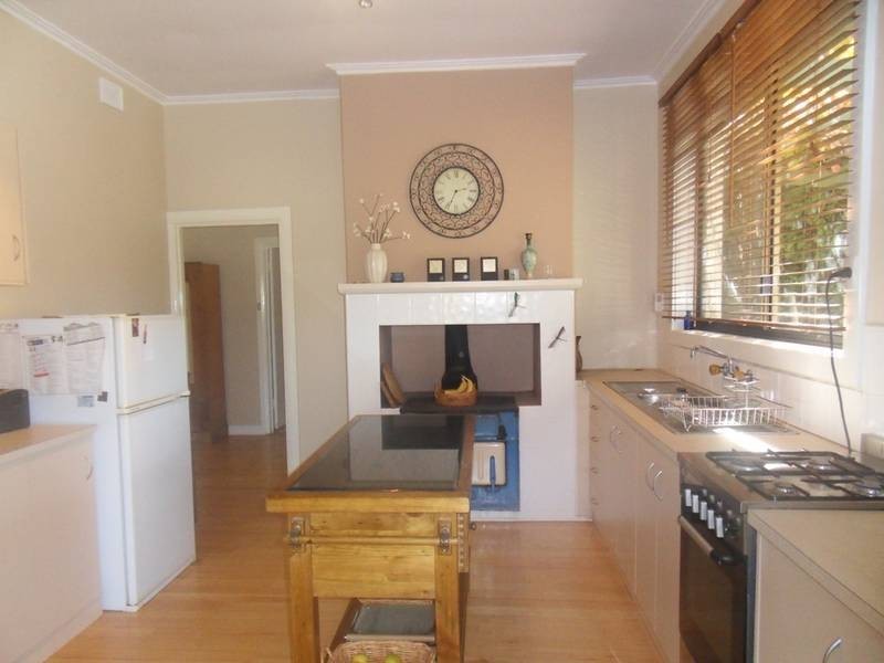 10 Walker Street, Macclesfield SA 5153