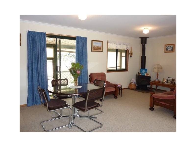 24 Davies Street, Macclesfield SA 5153