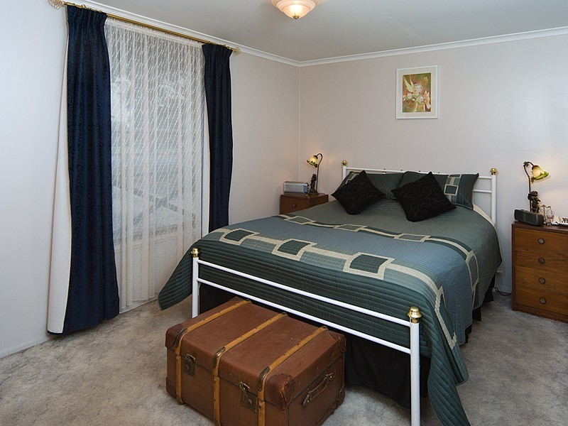 18 Baker Street, Callington SA 5254