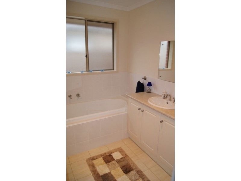 9 Melville Street, Mount Barker SA 5251