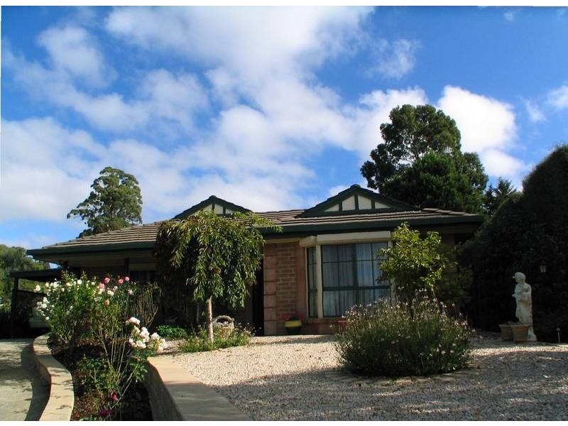 22 Hereford Avenue, Hahndorf SA 5245
